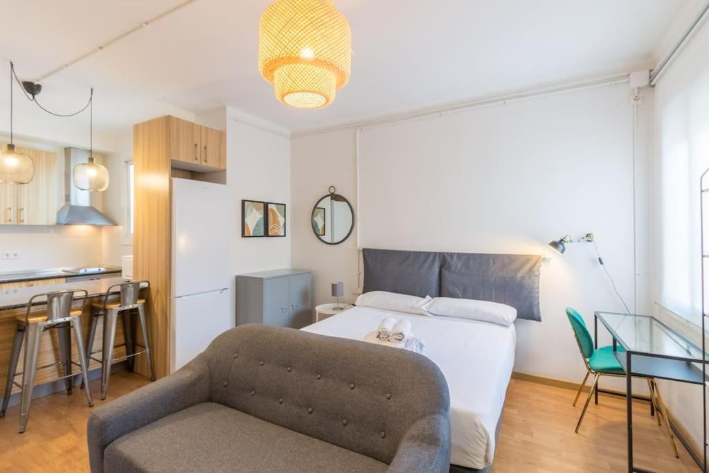Bebarceloner Sant Andreu Apartments - Studio Bagian luar foto